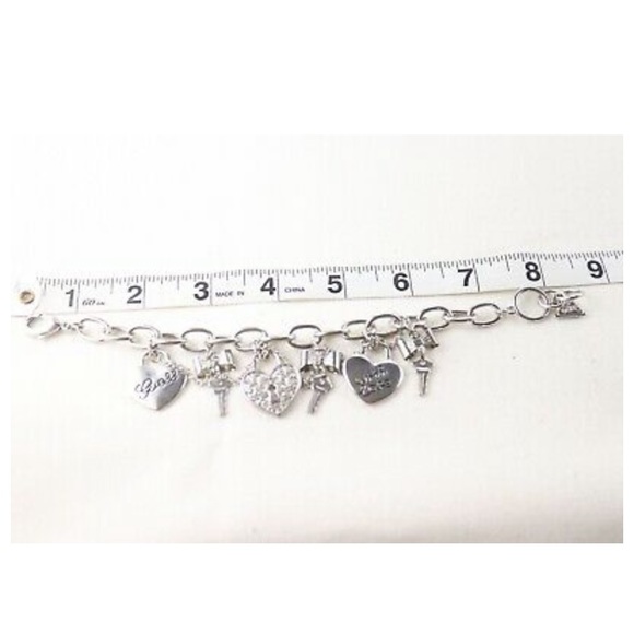 Guess Charm Bracelet Hearts Lock Key Silver Tone. - Picture 4 of 4